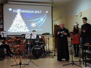 Eurowigilia ze śpiewem i konkursami [video]
